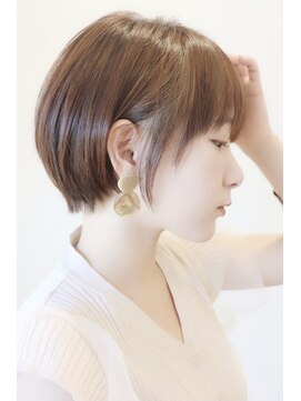 アイ(I.) 【I.】シルエットの綺麗な上品ツヤショートボブ　川口