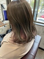 ハサミバイアトリエナガノ 千葉(8sami by atelier nagano)&nbsp;ショートボブ/センターパート/ツヤ髪/グラデーション/イヤリング