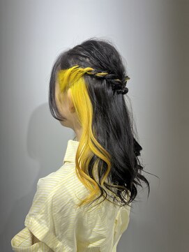 ウェーブス 大宮門街店(wave's) インナーカラーイエロー wave's門街 唯