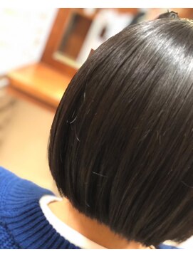 アローズ 久留米店(arose) 20代30代40代大人かわいい前下がり外ハネボブ