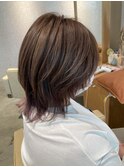 外ハネミディアムインナーカラー小顔ウルフカット20代30代40代
