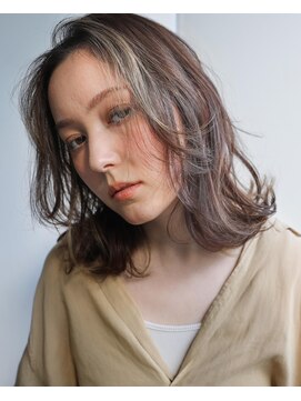 スクリーンギンザメゾン 銀座(SCREEN GINZA MAISON.) クラゲヘアー/小顔に見せるヘア/ココアベージュ/銀座