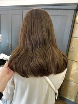 ヘアーアイスカルテット(HAIR ICI QUARTET) 大人可愛いブリーチなしベージュ透明感カラー前髪あり