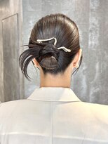 ヘアセット 結婚式ヘア お呼ばれヘア カチモリ シニヨン お団子