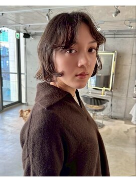 スクリーンギンザメゾン 銀座(SCREEN GINZA MAISON.) クラゲヘアー/小顔に見せるヘア/ココアベージュ/銀座