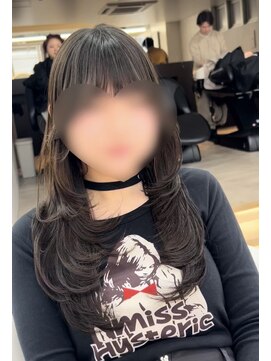 ロンドルピナス 小倉(Lond Lupinus) ミディアムレイヤーカット/似合わせカット/大人ガーリー/20代