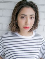 ルティア(Lutia) センターパート ゆるウェーブ 大人かわいい☆