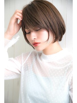 オレンジクラッカー(Orange Cracker) フェミニンショートボブ　オレンジクラッカー