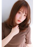 ツヤ髪ミディアムスタイル