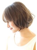 30代40代50代　大人可愛いウェーブボブ