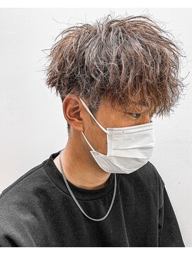 ヘアアンドフェイス ルースト(hair&face ROOST) 【三位一体】ツイスパグレージュマッシュ