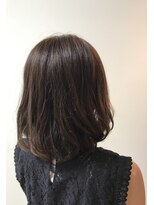 エヌプラス(N+)&nbsp;黒髪グラデヘアーオリーブグレー小顔に見せるヘアココアベージュ
