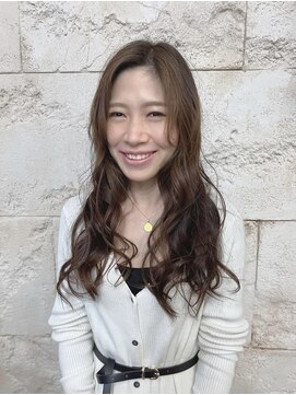 リッチアンドアンジー(RICCI&ANGIE) 大人可愛い　ミルクティーベージュ　ゆるふわロング