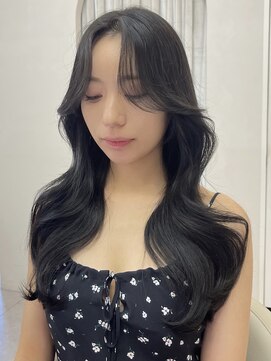 ユニ 表参道(uni) 大人気の韓国女優風くびれレイヤーカット/ヨシンモリ/エギョモリ