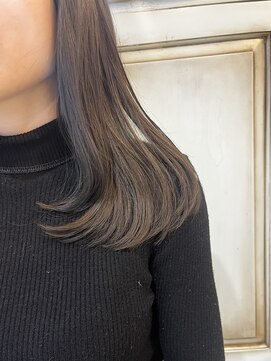 グローリープラス(Glory+plus) 透明感たっぷりアッシュベージュ.