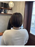 ショートボブ