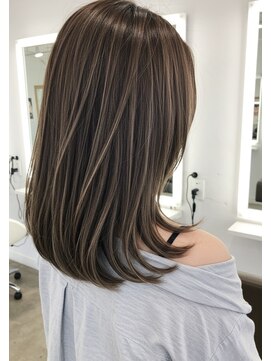 エル 新小岩(elu) 美髪/ワイドバング/レイヤーカット/くすみベージュ/新小岩駅