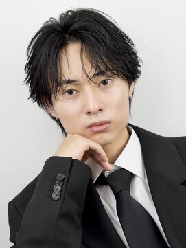 オーシャントーキョーオーバー 渋谷(OCEAN TOKYO OVER) 韓国マッシュセンターパートツーブロックフェザーパーマシャドウ