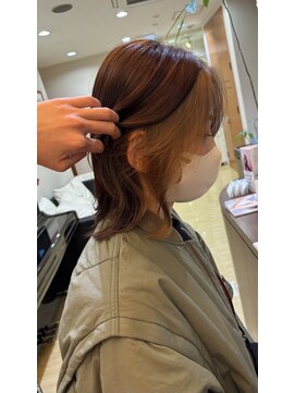 ソラ(SORA) プラチナスキンカラーでイヤリングカラー