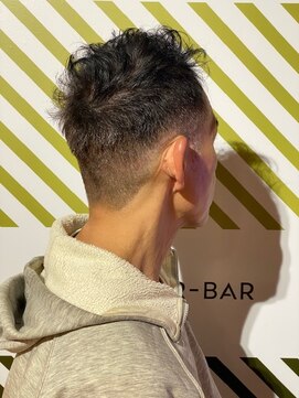 バーバーバー 四谷(BARBER-BAR) ビジネス爽やかジェントルフェードクロップスタイル