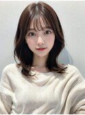 小顔カットくびれ外レイヤーミディアム薄め前髪オリーブ恵比寿