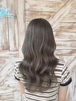 シーバイサイン(sea by Sign)&nbsp;透明感のあるオリーブカラー