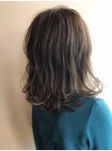 【イルミナ透明感カラー】立体感ハイライト×カーキベージュ☆