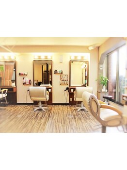 居心地が良く落ち着いた店内で”ベスト”な貴方へ導きます☆卓越した技術力に魅せられること間違いなし◎