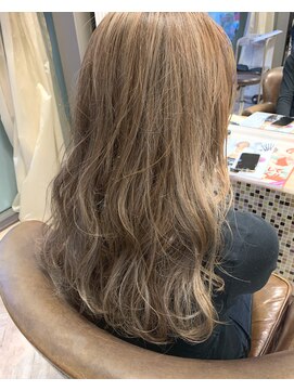 ラヴィズム 長岡店(LUVISM) カット/カラー/ハイライト/ダブルカラー