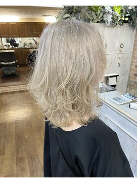 ニコ(nico...) ホワイトシルバー