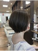 ショートボブ
