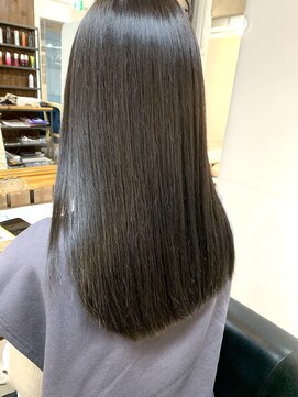 アリュウル 表参道(ALLURE) ブラウン×アッシュ　つやカラー　ブラウンカラーベージュカラー