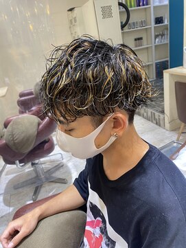 ヘアリゾートエーアイ 新宿西口店(hair resort Ai) 波巻きスパイラルパーマ×ハイライト