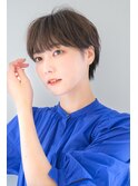 前髪あり大人ショート耳かけショート/無造作束感抜け感/絶壁解消