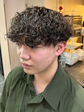 ディスイズバーバー(THIS IS BARBER) 波巻きパーマ　マッシュパーマ