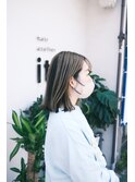 グレージュ×外はねミディアム