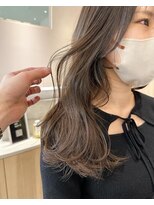 ウェイズトウキョウ 新宿店(Ways TOKYO)&nbsp;くびれヘア　ミディアム　レイヤーカット　前髪　グレージュ