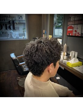 ブライト 関目(Breit) 【スパイキーショート】