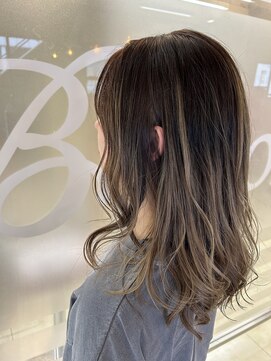 ヘアースペースブルーム ヒーロー 園田店(HAIR SPACE BLOOM hero) 【園田/ミルクティーグレージュ】バレイヤージュカラー