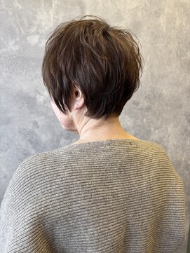 ザ ラブズ ラフズ ヘアー 本店(the loves laughs hair) ミセスショート
