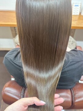 ナンバーエイト(number eight) 大人可愛い透明感立体感ベージュカラー×エアストレート髪質改善