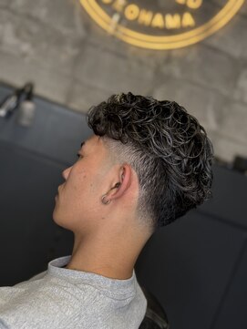 フランクスバーバーリベラルド 横浜(FRANK'S BARBER LIBERALD) MEN’S HAIR/テーパーフェード/ラルフカール　ST