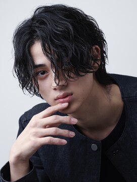 ゴート(GOATO) スパイラルパーマ　色気センターパート