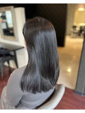 ローレン(LOREM) イメチェンダークシルバー×レイヤーロング3.17