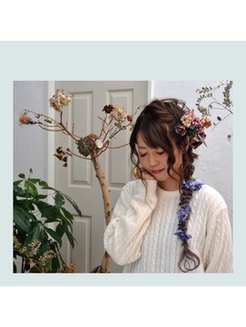 2つの鋏 アンティーク編みおろしアレンジ