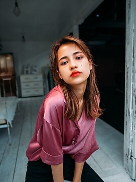 アデリタ(Adelita) ハイライトセミロング