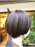 ハイライトカラーon大人可愛いグラボブショート