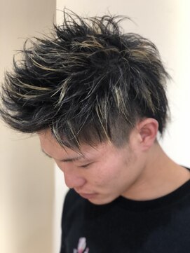 パルテ(parte) ハイライト×ツーブロックショート