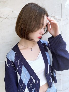 オーロ 緑地公園店(ORO) *顔周りカット/レイヤーボブ/大阪