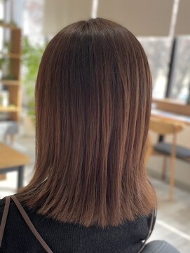 アトリエコア(Atelier Coa) 顔周りレイヤーカットくびれヘアミルクティーベージュカラー